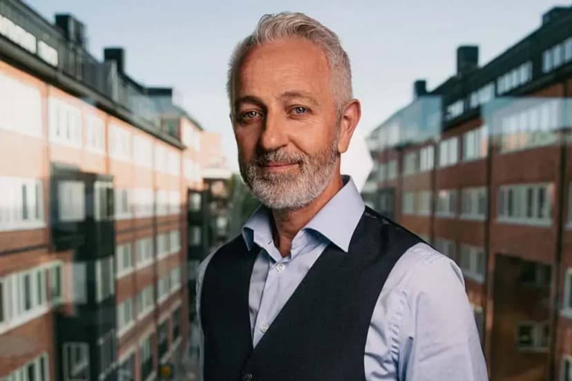 Malcolm Larri